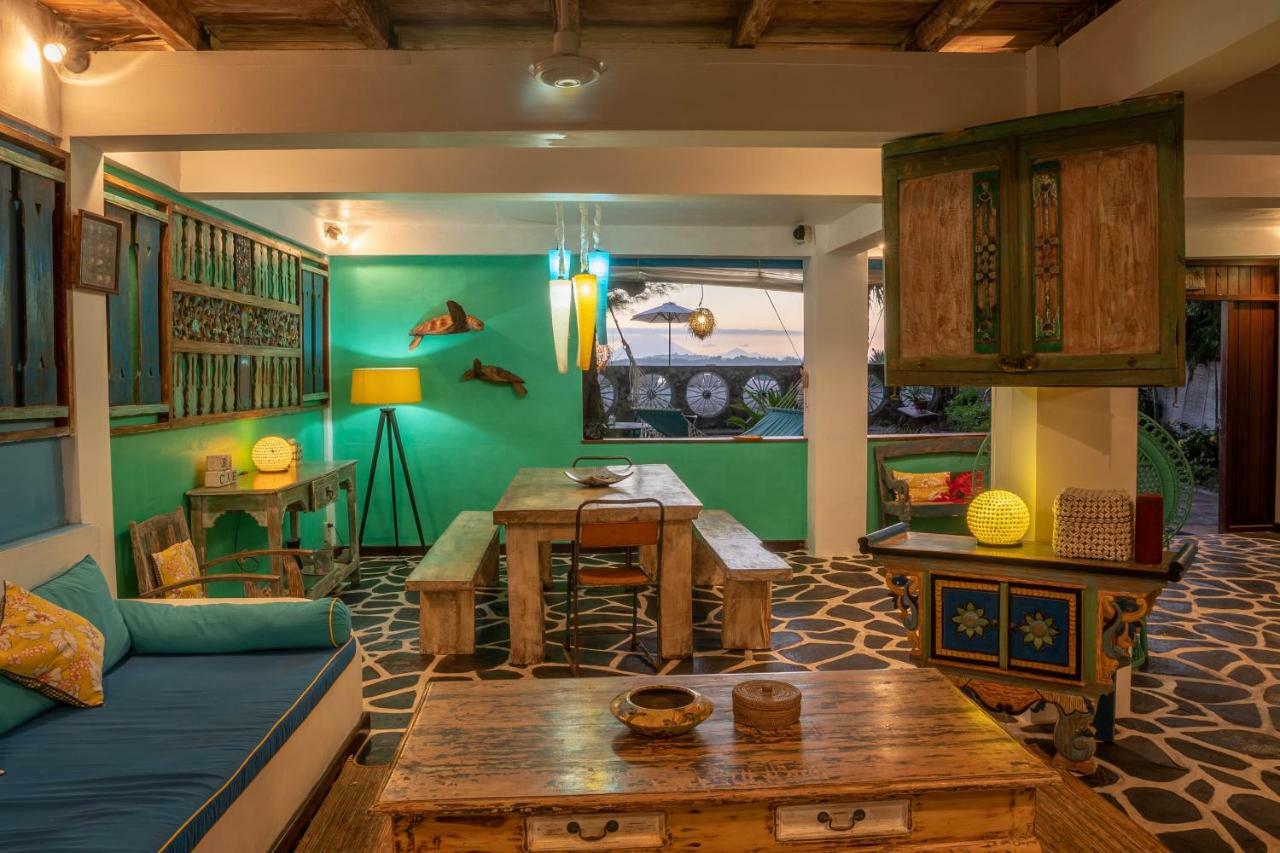 Kai'S Beach House Villa Gili Islands Exterior photo
